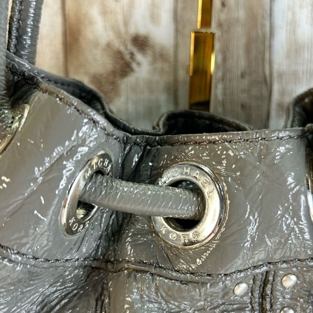 Michael Kors Large Drawstring Metallic Grey Pebbled Leather, Studded Tote EUC - Picture 2 of 10